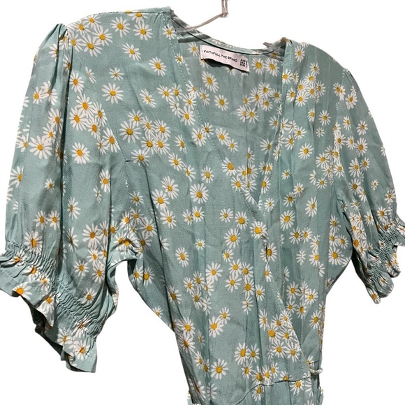 Faithful The Brand Size Large Mira Floral Wrap Mini Dress Y8 - Picture 3 of 8